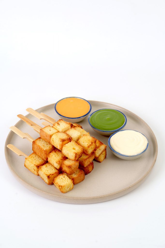 หนึ่ง นม นัว