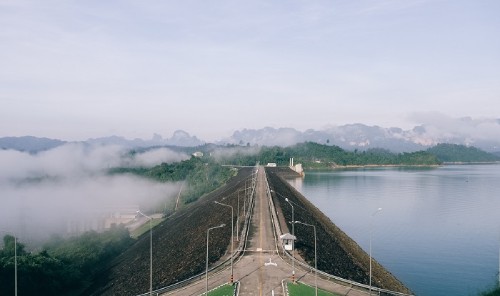 Ratchaprapa Dam Cheow Lan Dam