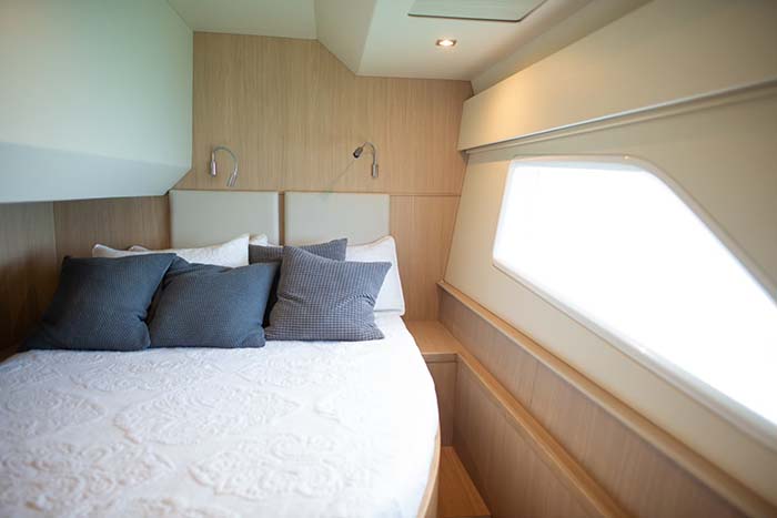 Yacht Phuket for rent - ADMIRAL 40 #6