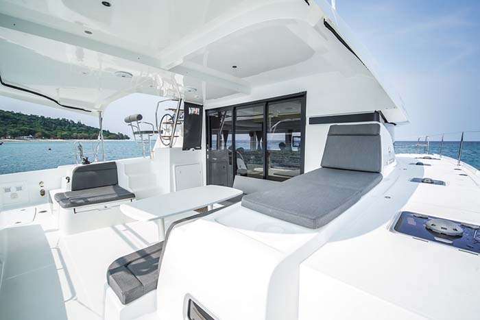Yacht Phuket for rent - ADMIRAL 40 #5